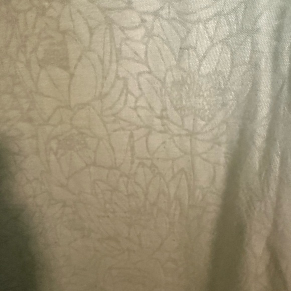 Zobha White Floral Tank Top - Picture 4 of 4